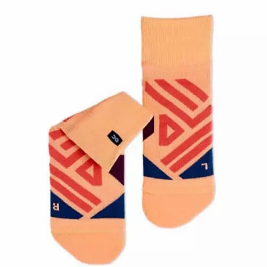 Clothing * | On Running Women'S On Mid Quarter Running Socks Coral/Navy