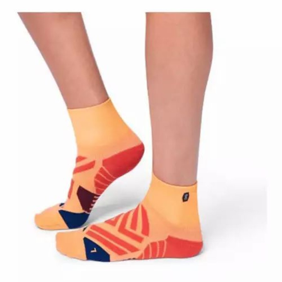 Clothing * | On Running Women'S On Mid Quarter Running Socks Coral/Navy